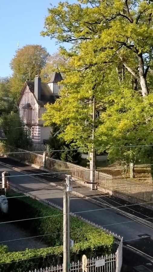 Bagnoles de l'Orne Normandie Charmant Studio A Bagnoles De L'Orne מראה חיצוני תמונה